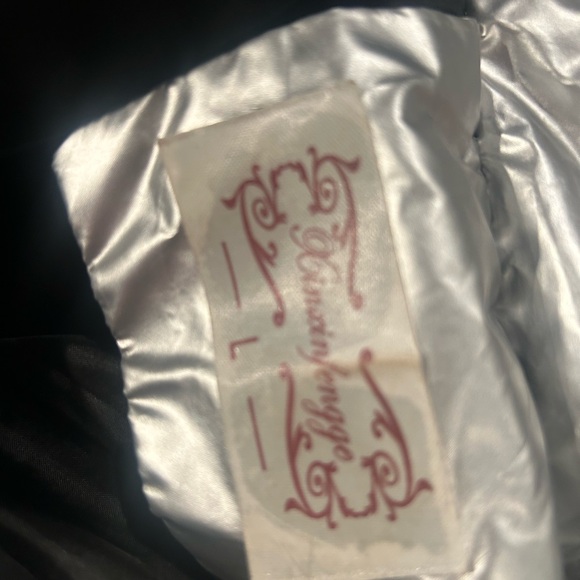 Metallic Silver Women's Puffer Coat - Picture 3 of 4